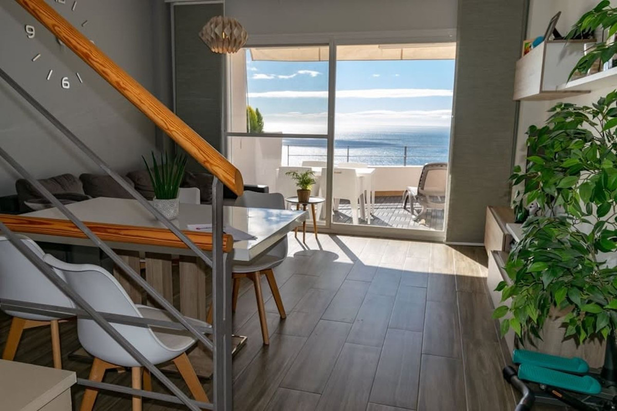 Te koop Herenhuis Costa Del Sol Torrox Costa € 360.000,-