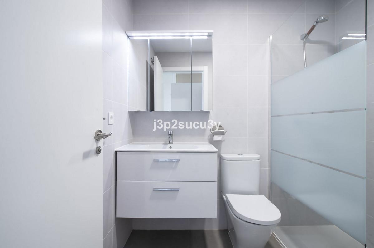 Te koop Middle Floor Apartment Costa Del Sol Estepona € 370.000,-