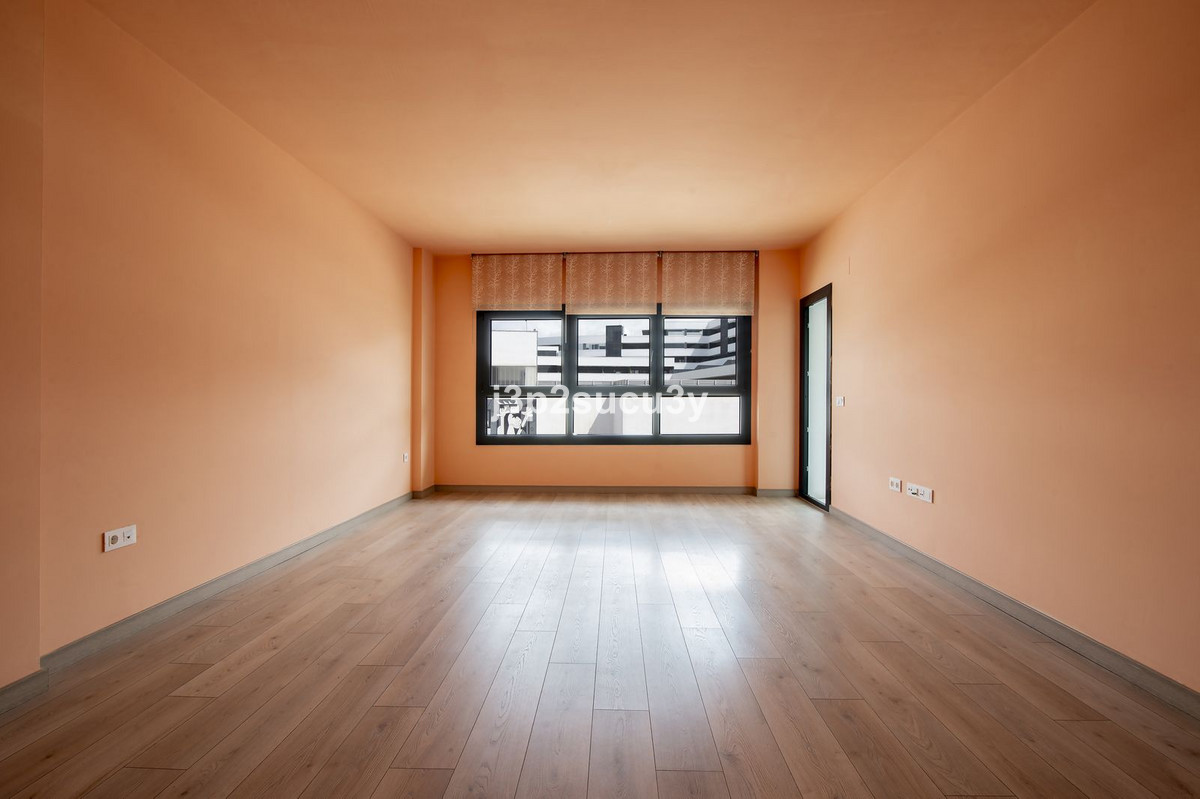 Te koop Middle Floor Apartment Costa Del Sol Estepona € 370.000,-