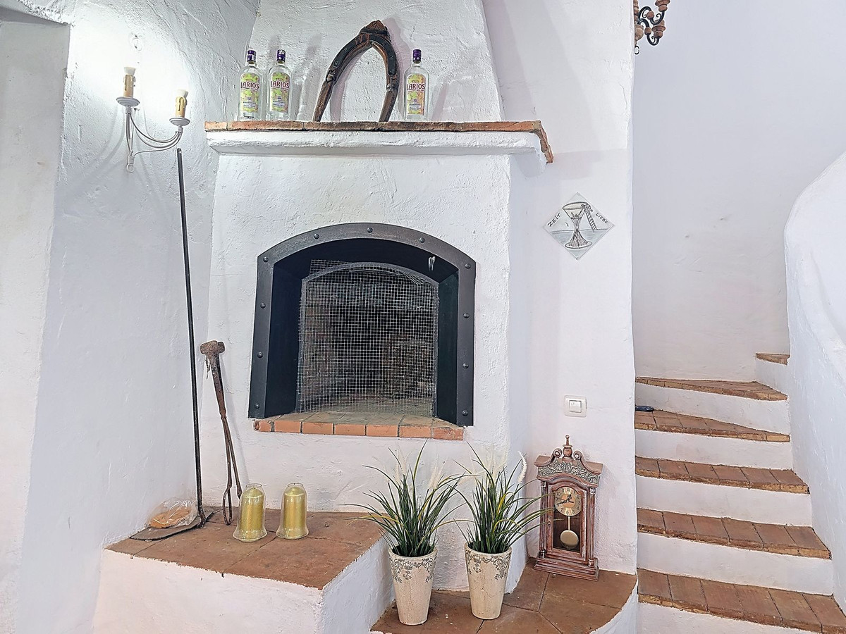 Te koop Vrijstaande Villa Costa Del Sol Riogordo € 440.000,-