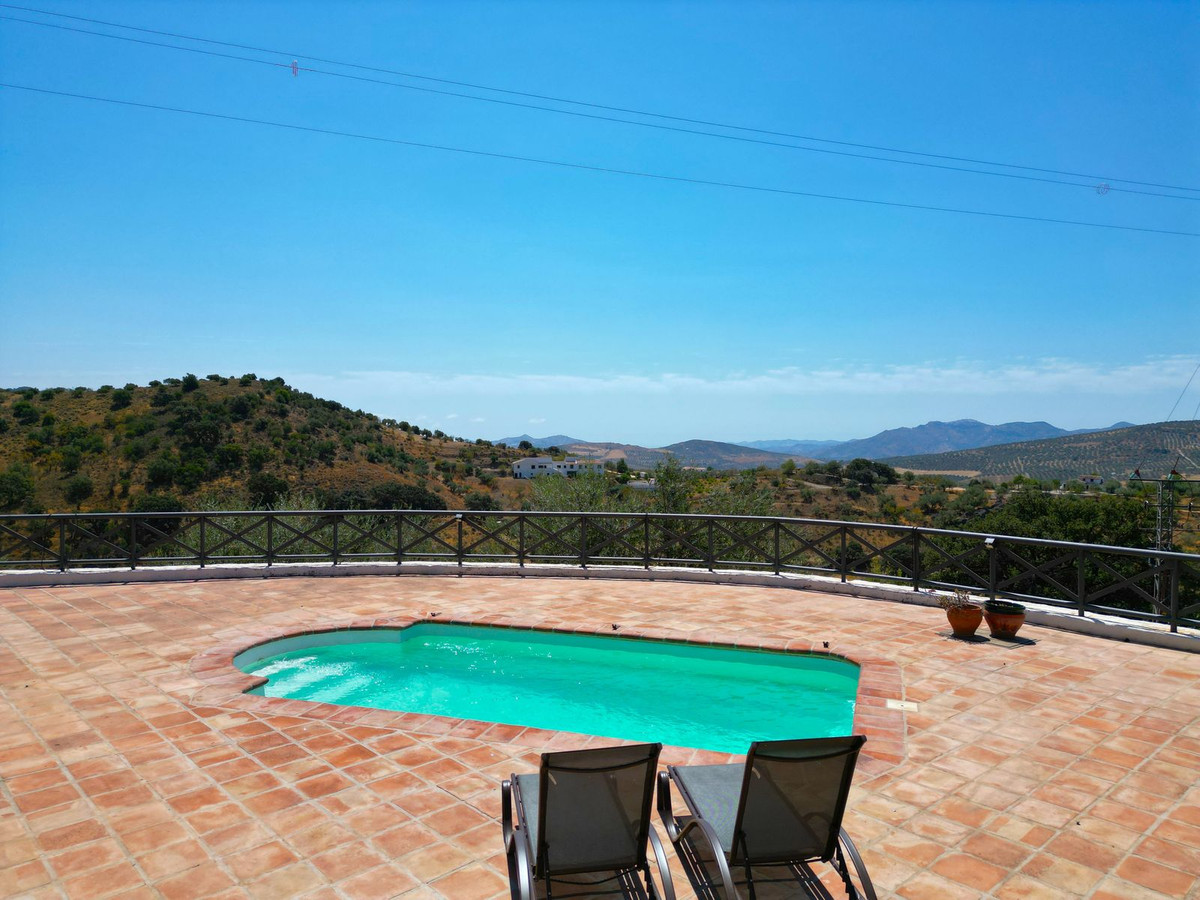 Te koop Vrijstaande Villa Costa Del Sol Riogordo € 440.000,-