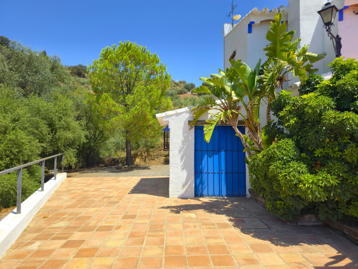 Te koop Vrijstaande Villa Costa Del Sol Riogordo € 440.000,-