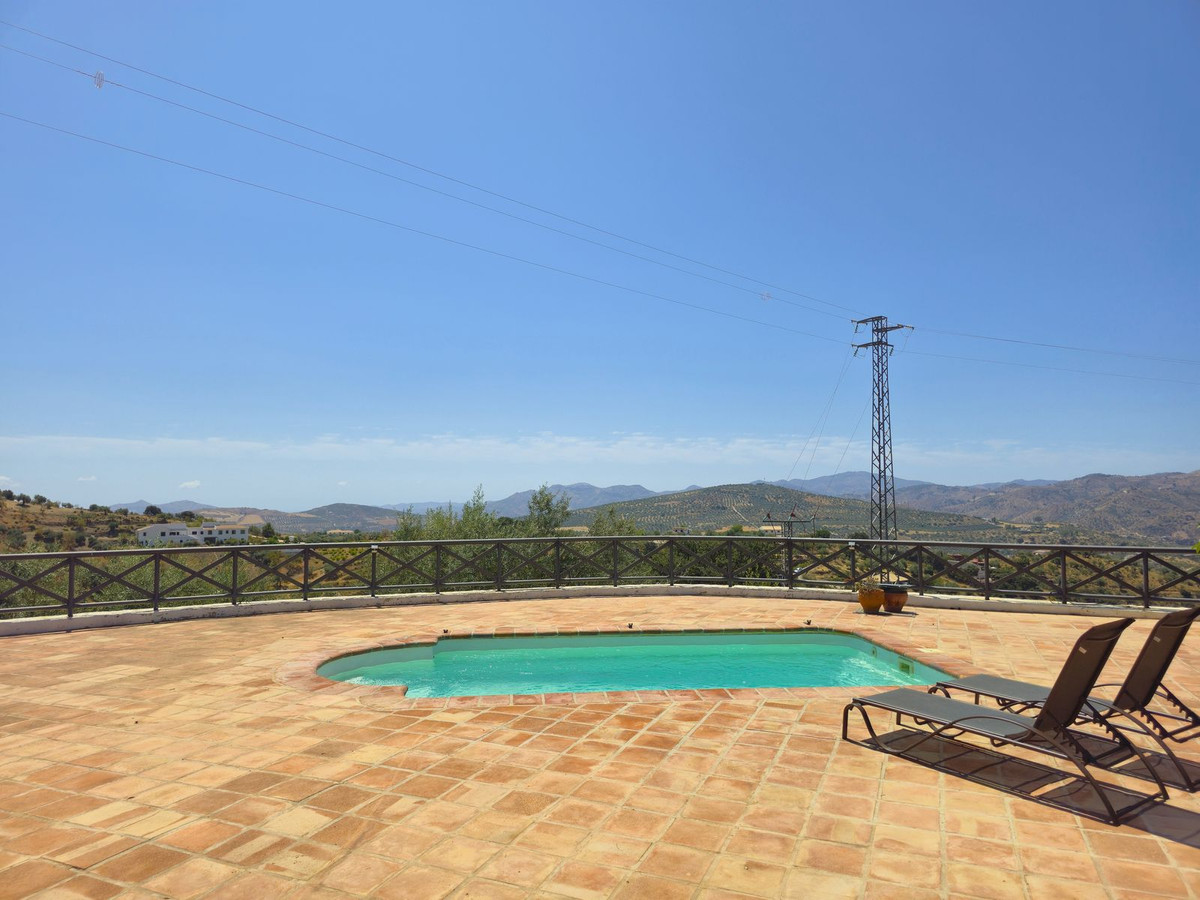 Te koop Vrijstaande Villa Costa Del Sol Riogordo € 440.000,-