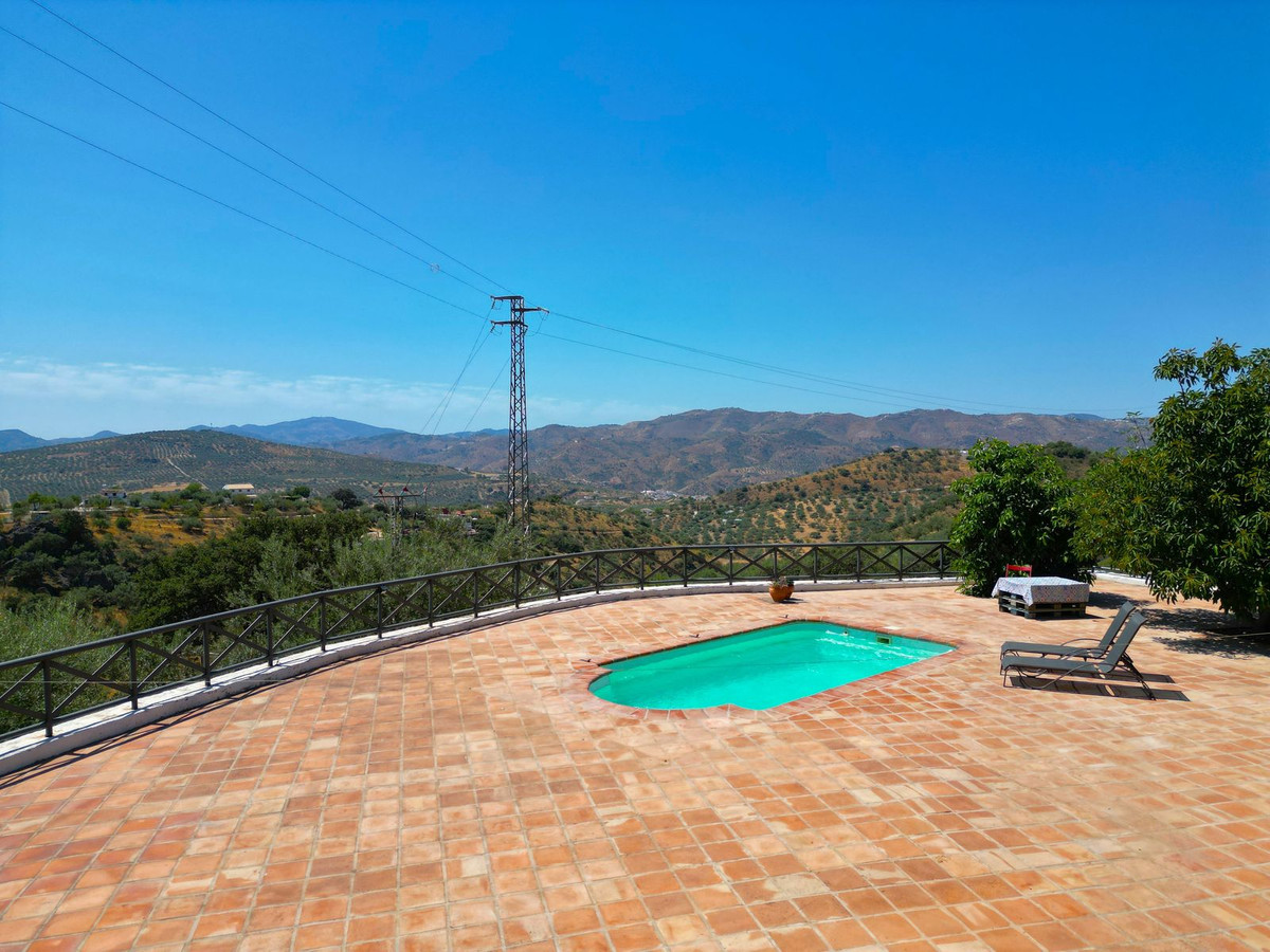 Te koop Vrijstaande Villa Costa Del Sol Riogordo € 440.000,-