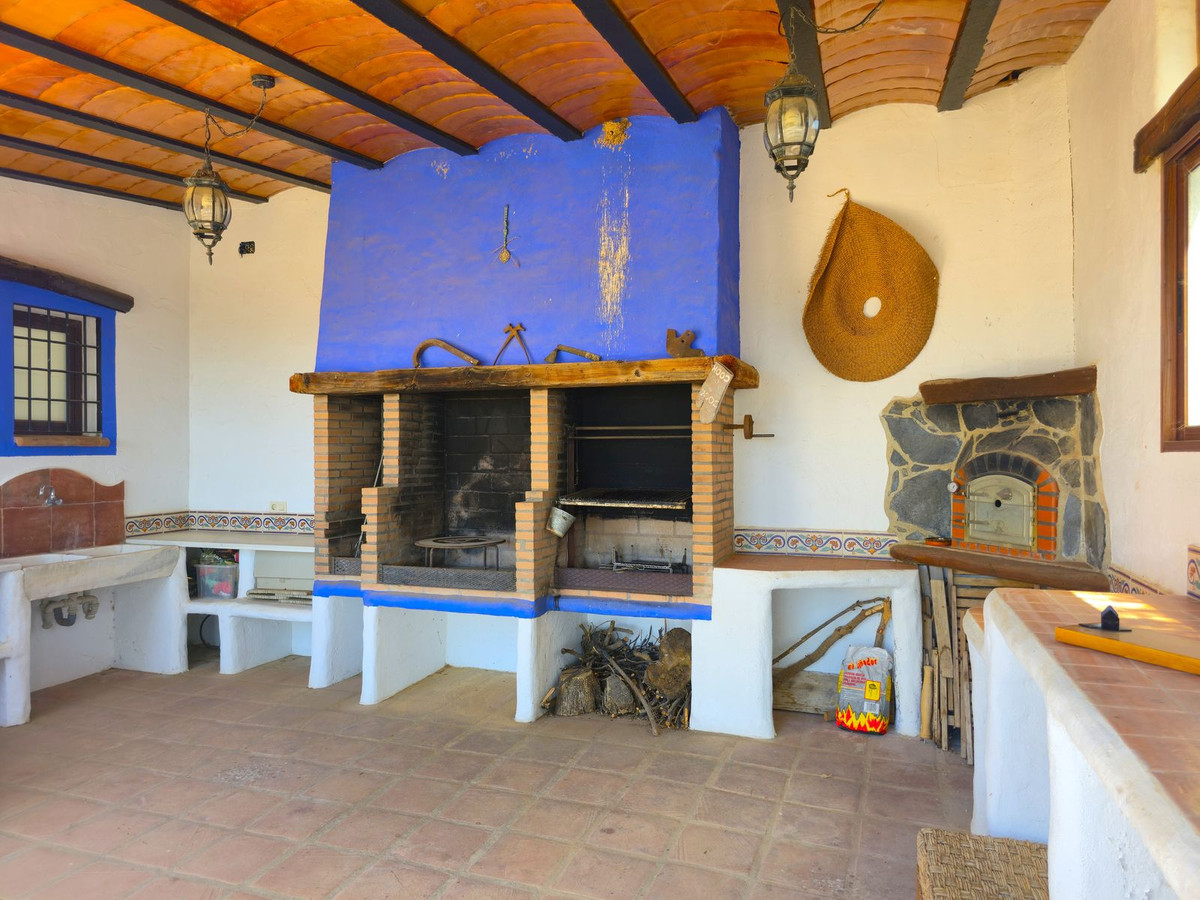 Te koop Vrijstaande Villa Costa Del Sol Riogordo € 440.000,-