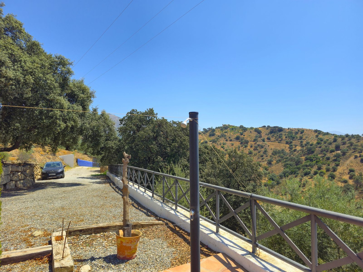 Te koop Vrijstaande Villa Costa Del Sol Riogordo € 440.000,-