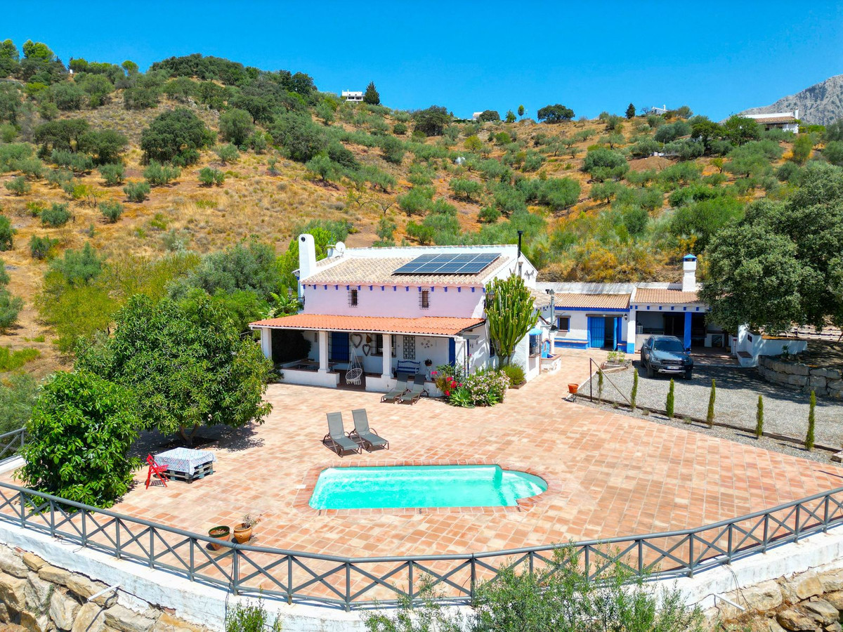 Te koop Vrijstaande Villa Costa Del Sol Riogordo € 440.000,-