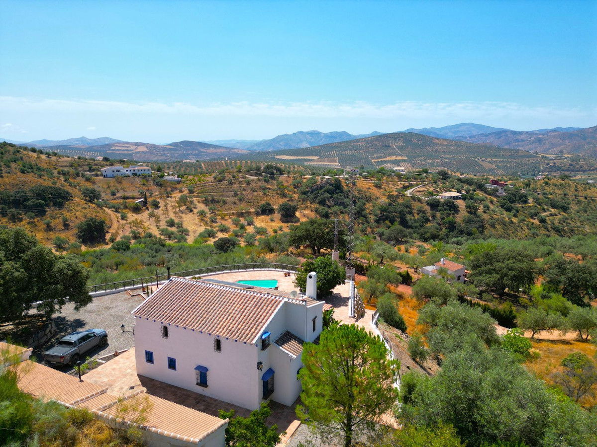 Te koop Vrijstaande Villa Costa Del Sol Riogordo € 440.000,-