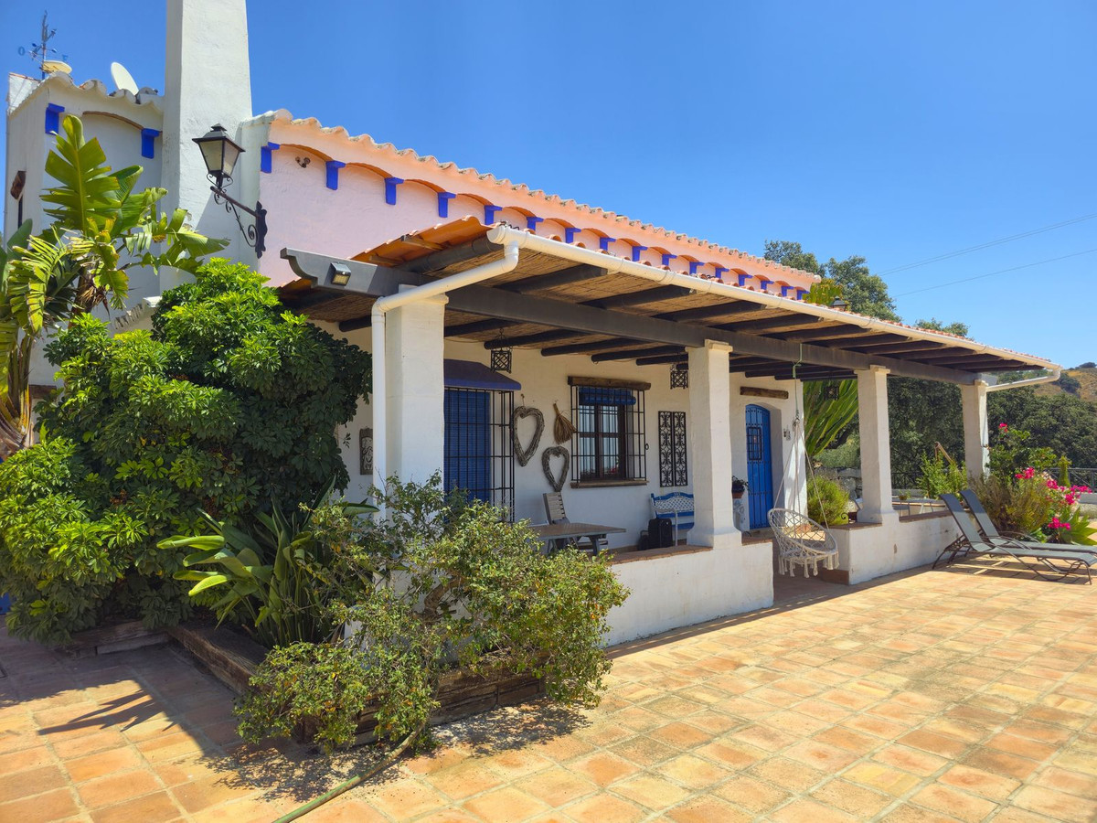 Te koop Vrijstaande Villa Costa Del Sol Riogordo € 440.000,-