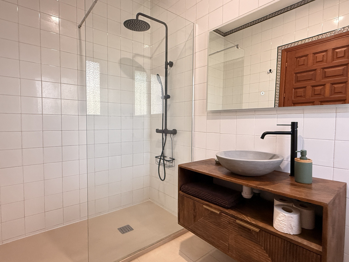 Te koop Vrijstaande Villa Costa Del Sol Estepona € 1.950.000,-