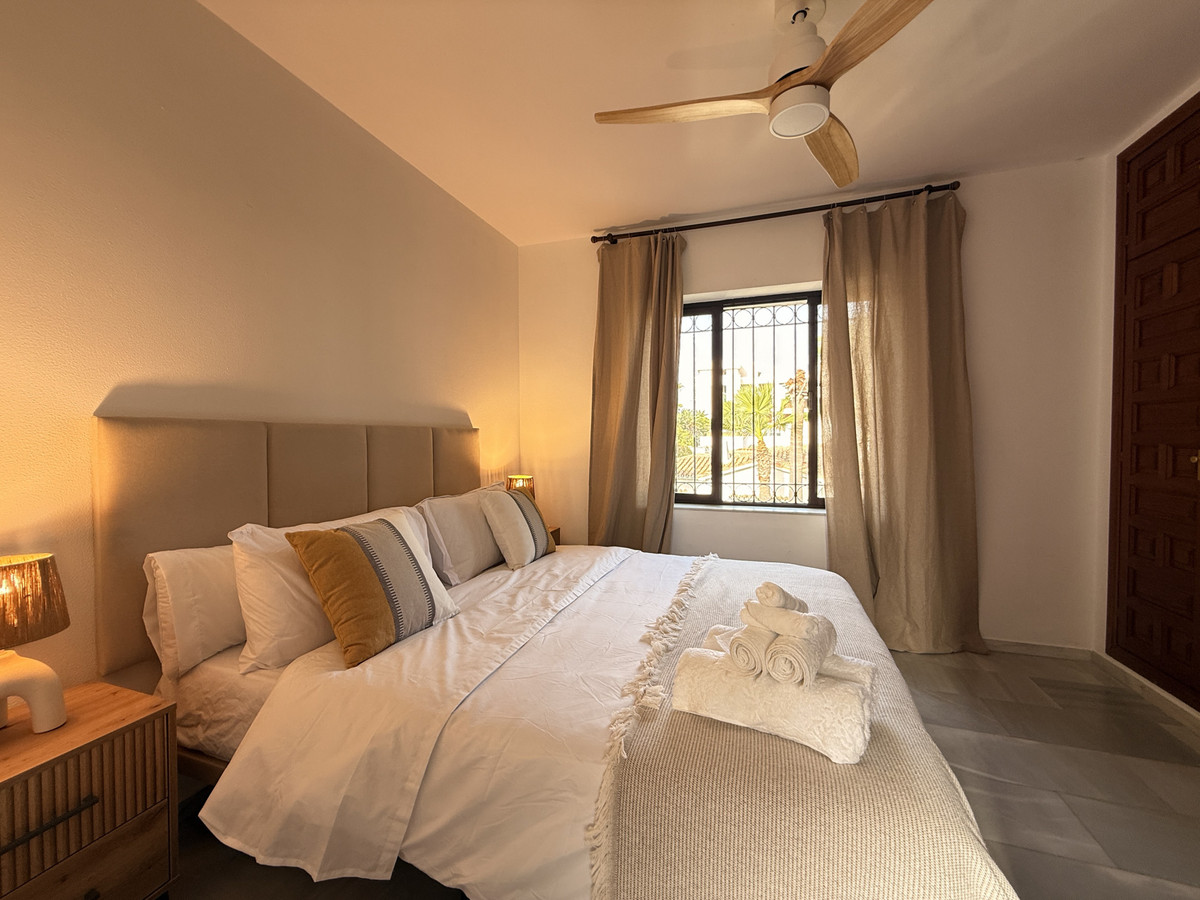 Te koop Vrijstaande Villa Costa Del Sol Estepona € 1.950.000,-