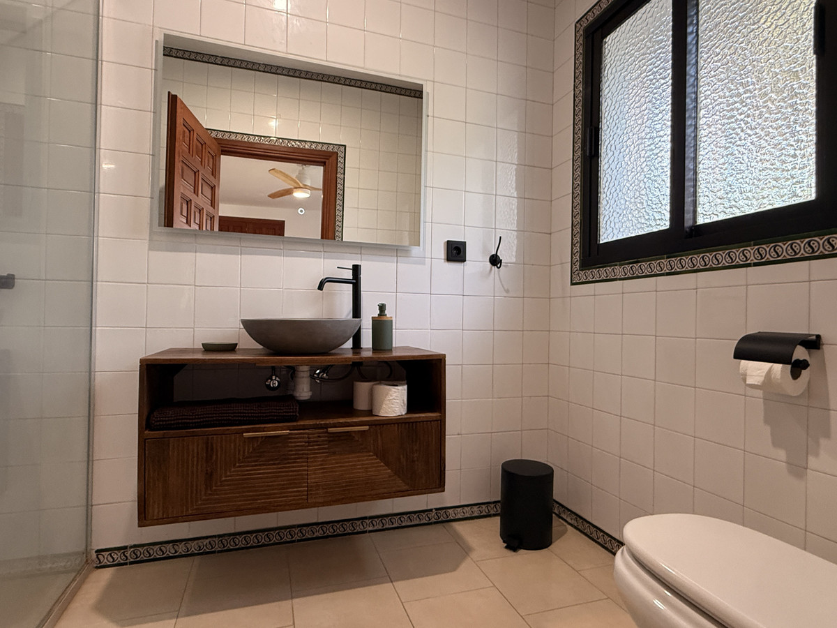 Te koop Vrijstaande Villa Costa Del Sol Estepona € 1.950.000,-