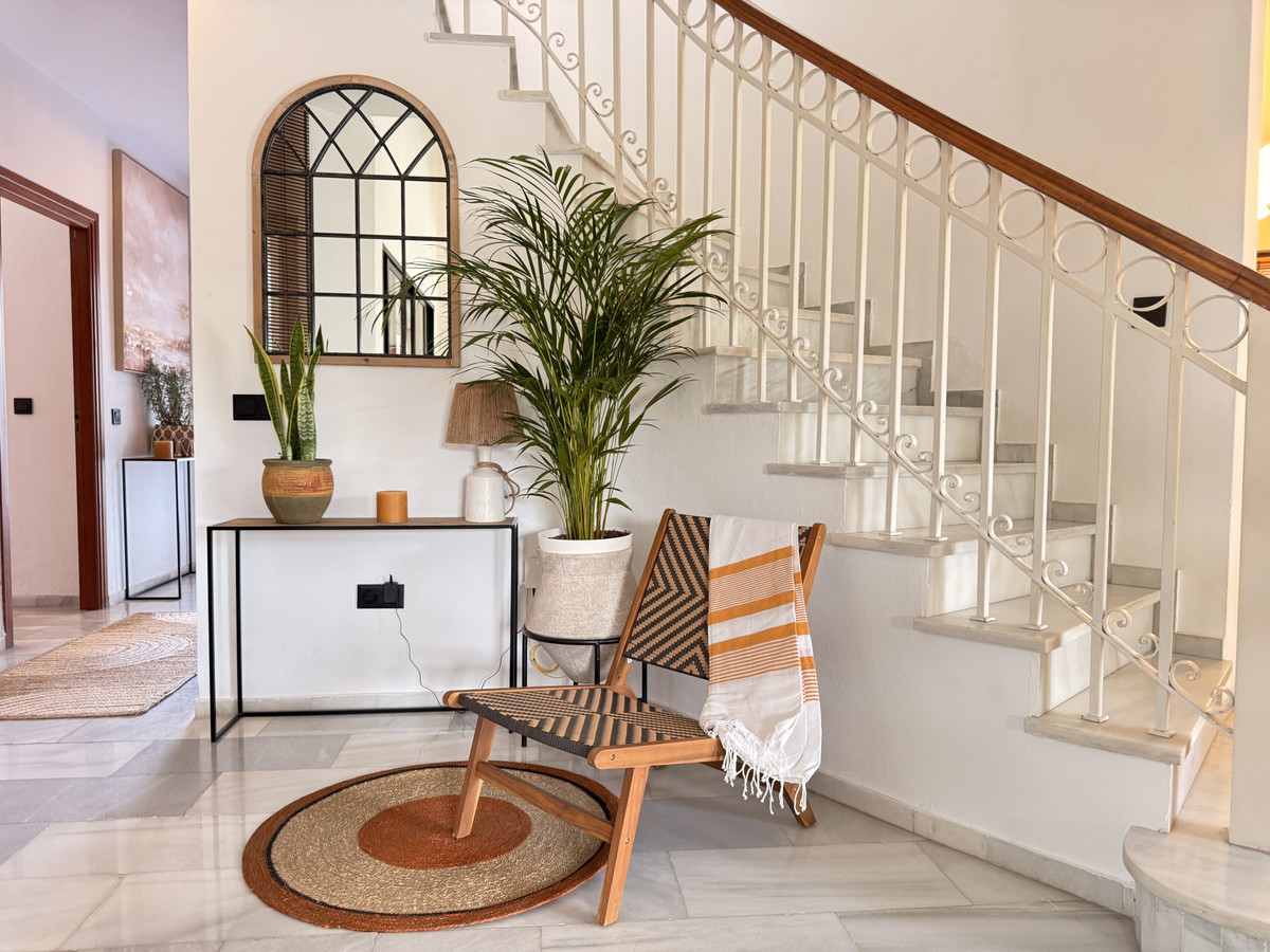 Te koop Vrijstaande Villa Costa Del Sol Estepona € 1.950.000,-