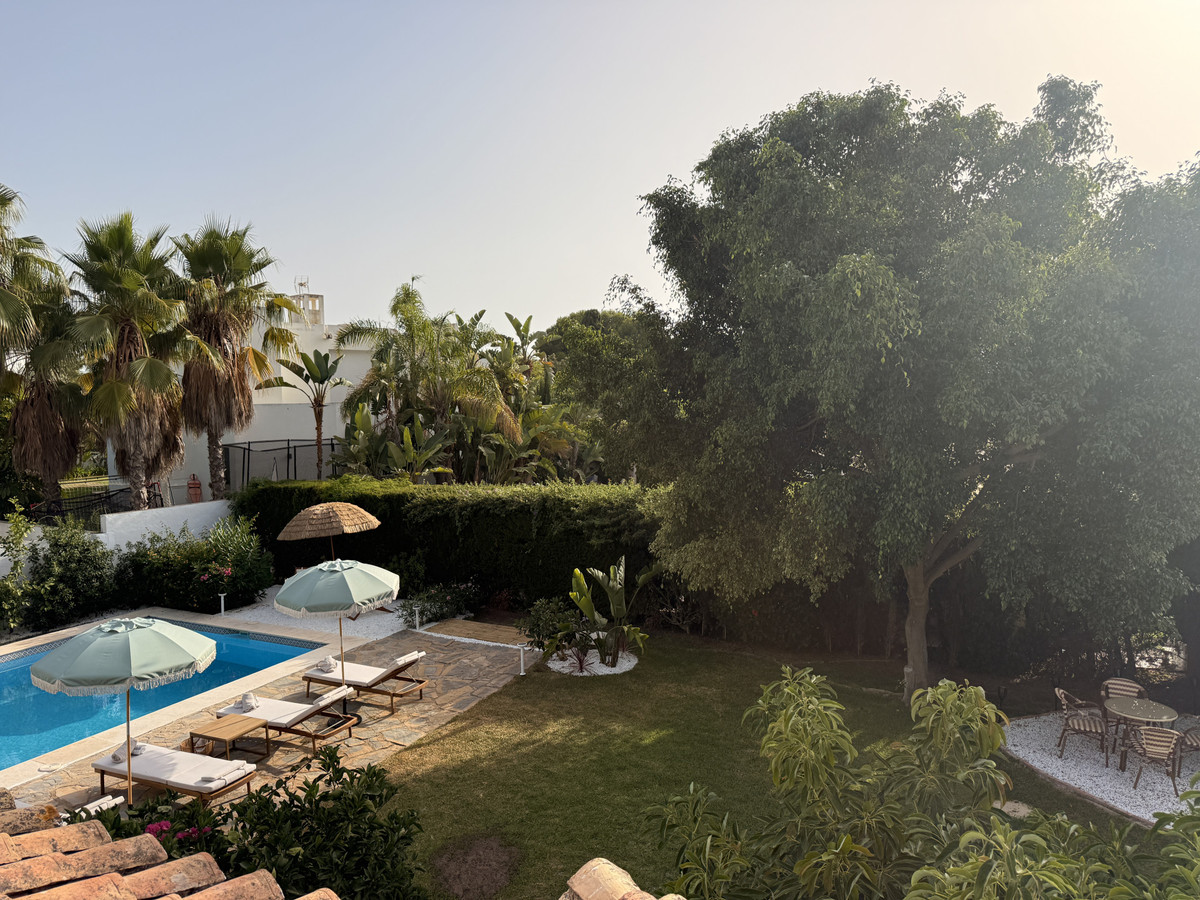Te koop Vrijstaande Villa Costa Del Sol Estepona € 1.950.000,-