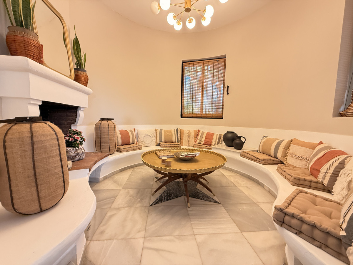 Te koop Vrijstaande Villa Costa Del Sol Estepona € 1.950.000,-