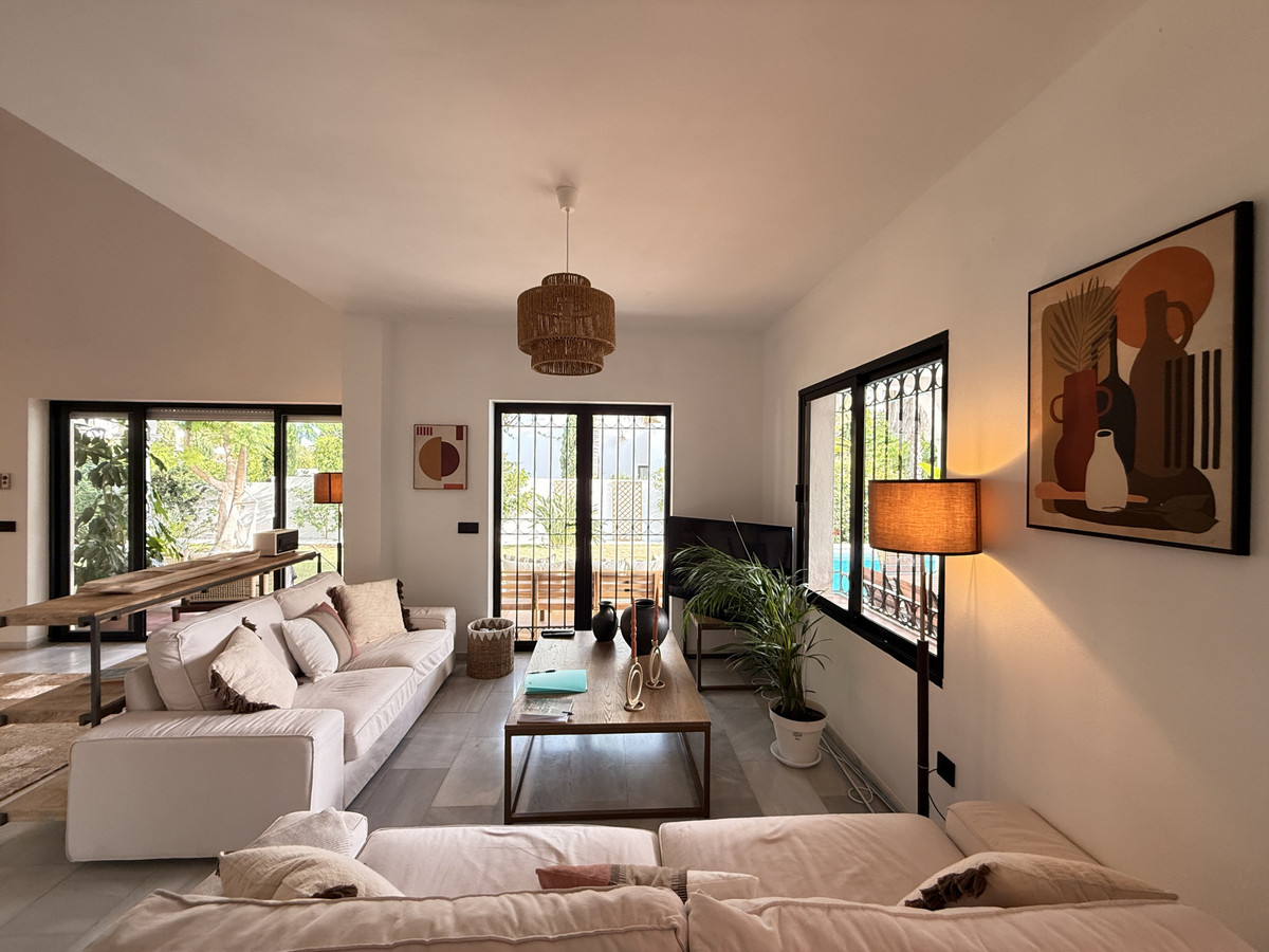 Te koop Vrijstaande Villa Costa Del Sol Estepona € 1.950.000,-