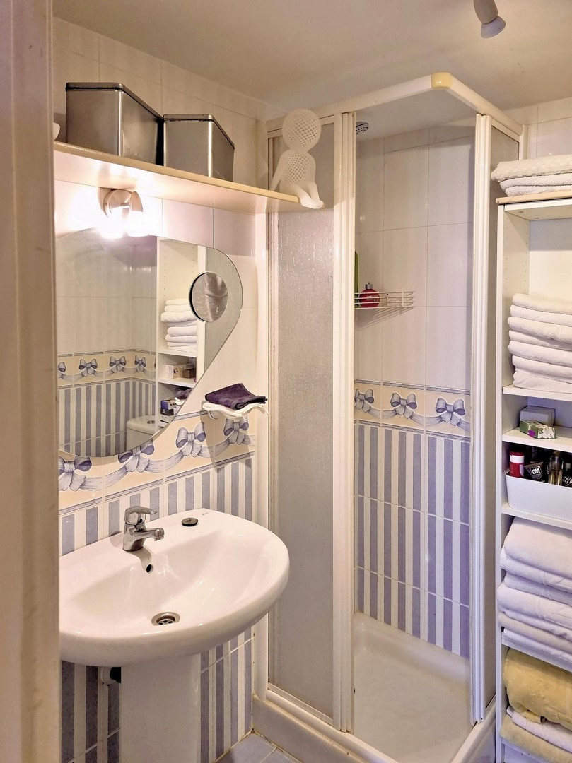 Te koop Middle Floor Apartment Costa Del Sol Calahonda € 329.000,-