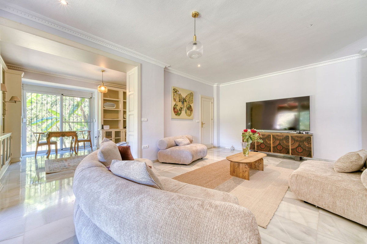 Te koop Vrijstaande Villa Costa Del Sol Nueva Andalucía € 3.070.000,-