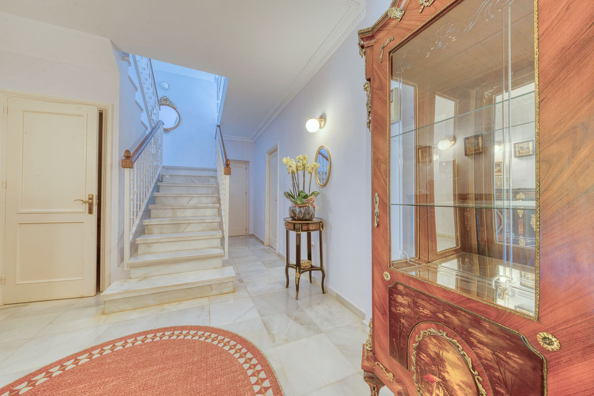 Te koop Vrijstaande Villa Costa Del Sol Nueva Andalucía € 3.070.000,-