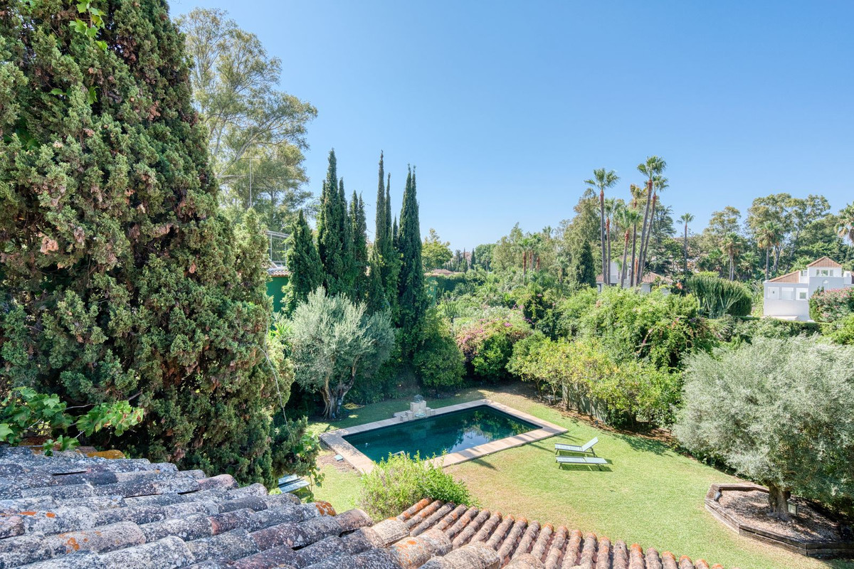 Te koop Vrijstaande Villa Costa Del Sol Nueva Andalucía € 3.070.000,-