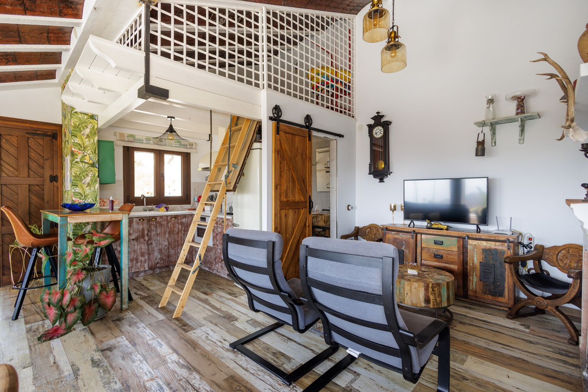 Te koop Vrijstaande Villa Costa Del Sol Sayalonga € 260.000,-