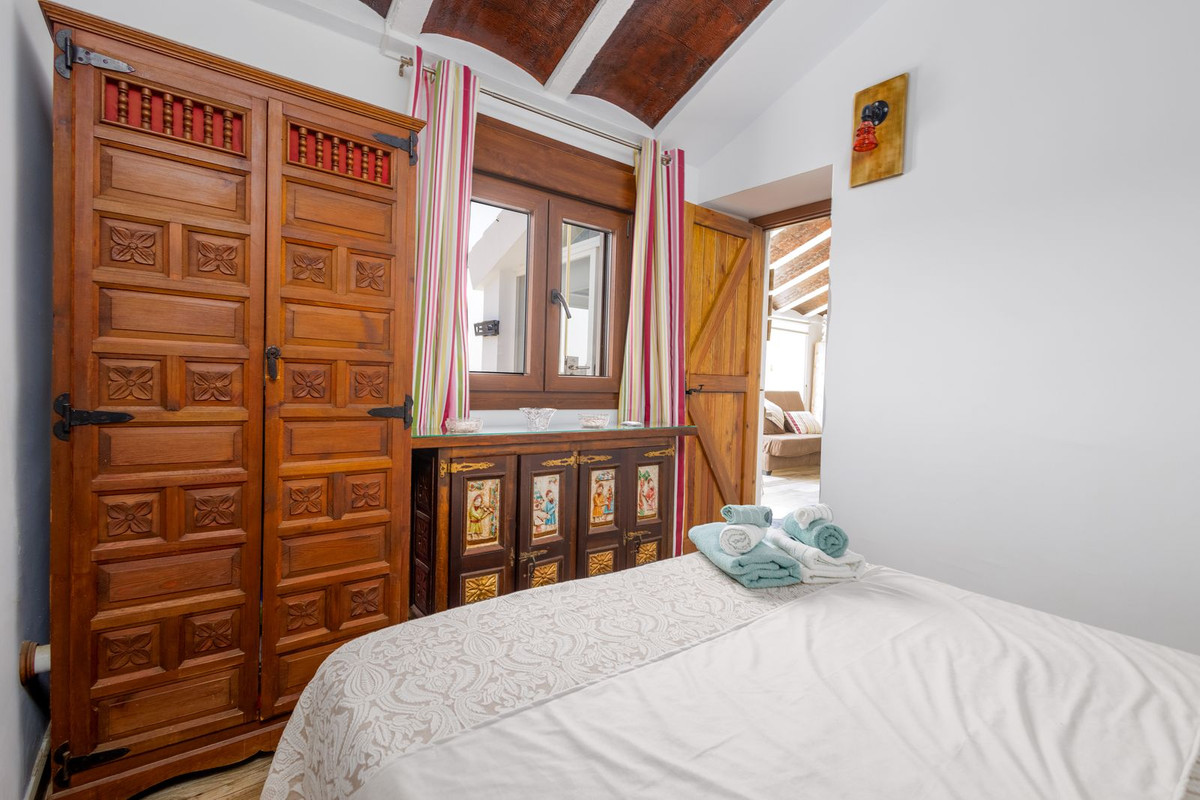 Te koop Vrijstaande Villa Costa Del Sol Sayalonga € 260.000,-