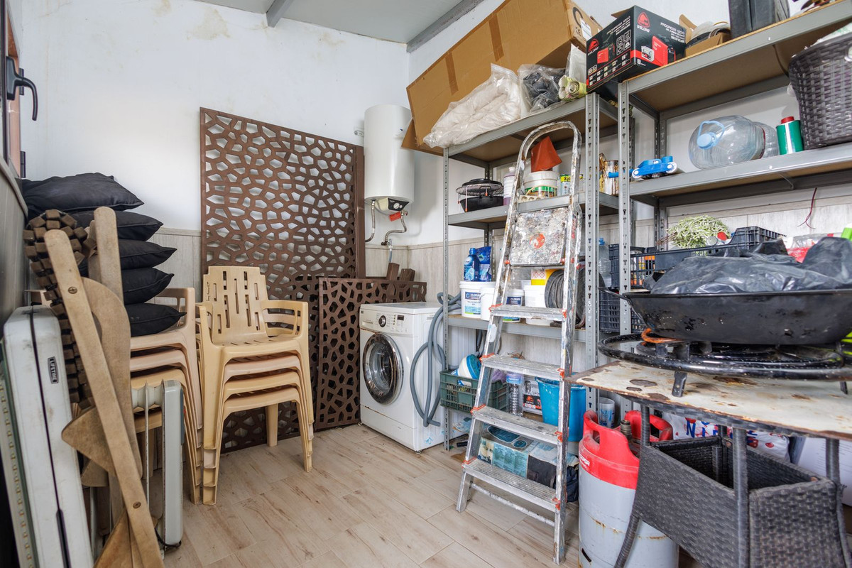 Te koop Vrijstaande Villa Costa Del Sol Sayalonga € 260.000,-