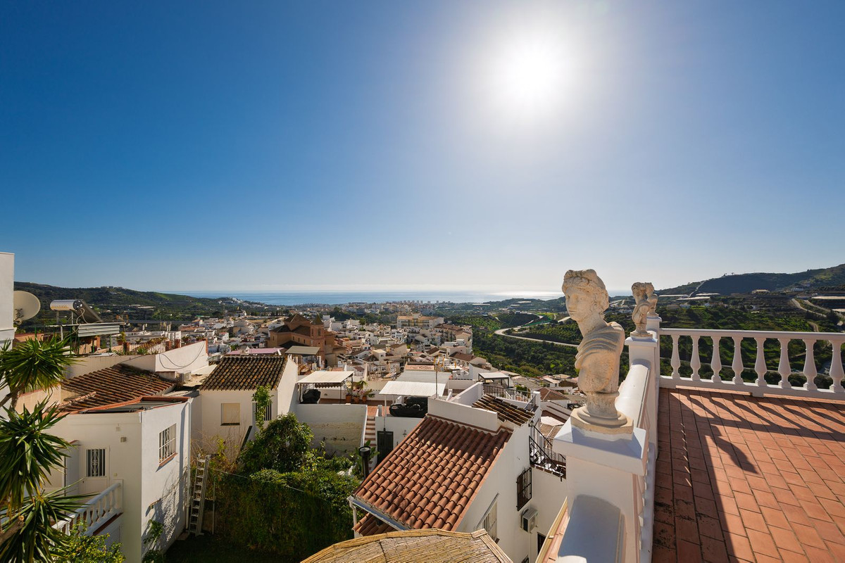 Te koop Herenhuis Costa Del Sol Torrox € 490.000,-