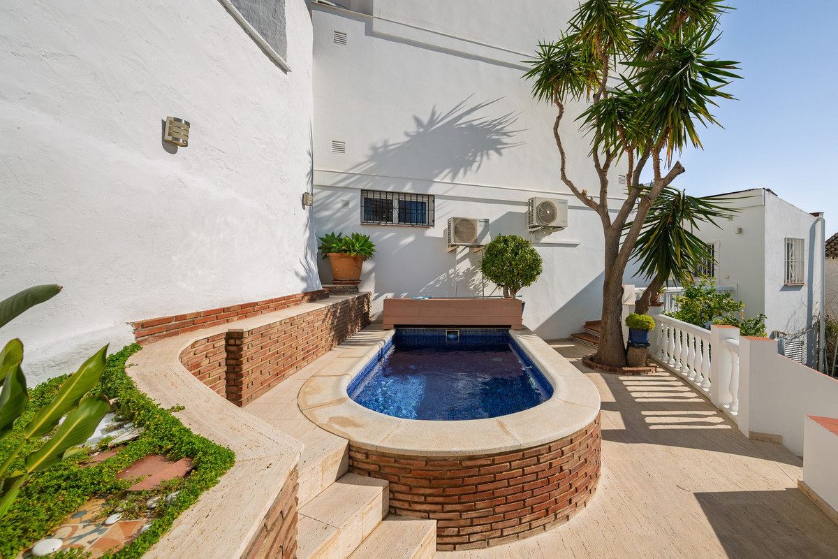 Te koop Herenhuis Costa Del Sol Torrox € 490.000,-