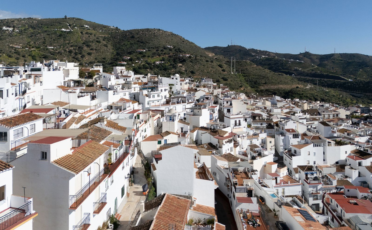 Te koop Herenhuis Costa Del Sol Torrox € 490.000,-