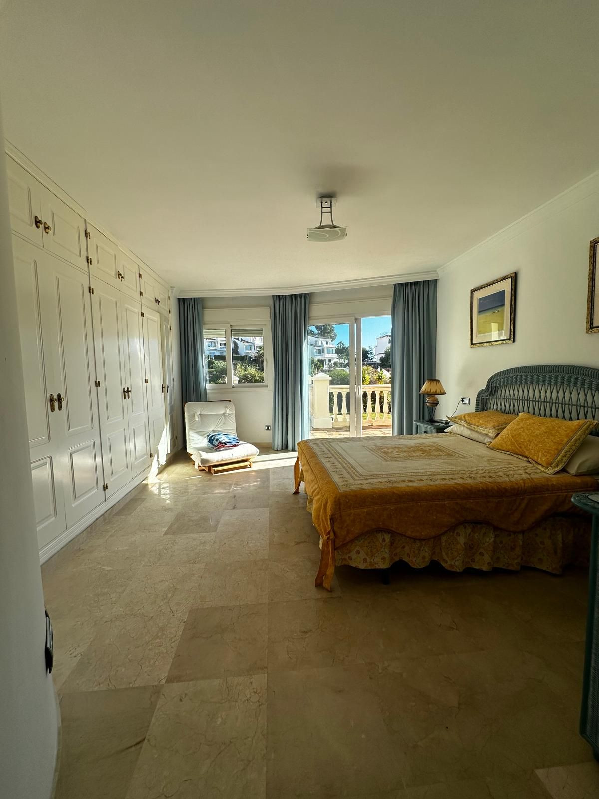 Te koop Vrijstaande Villa Costa Del Sol Calahonda € 1.200.000,-