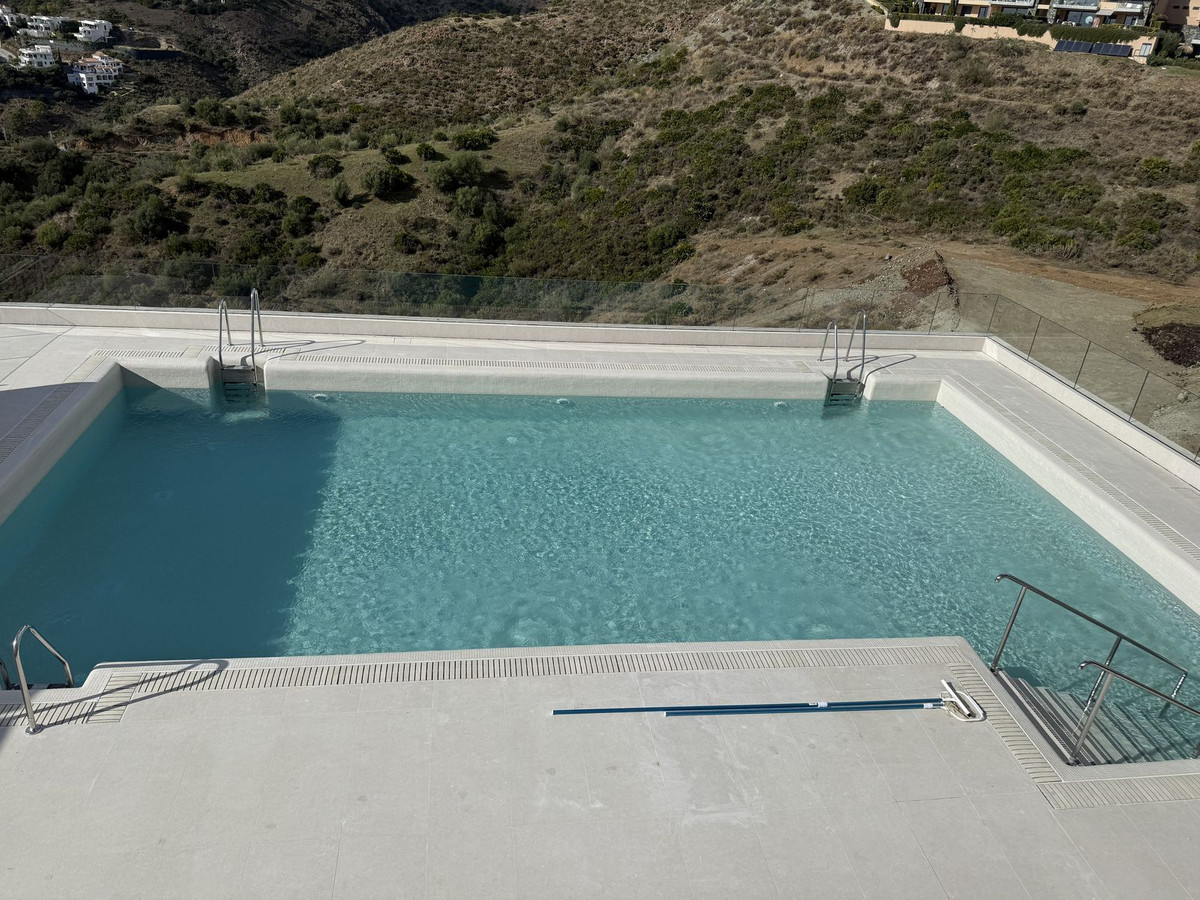 Te koop Middle Floor Apartment Costa Del Sol La Quinta € 1.950.000,-