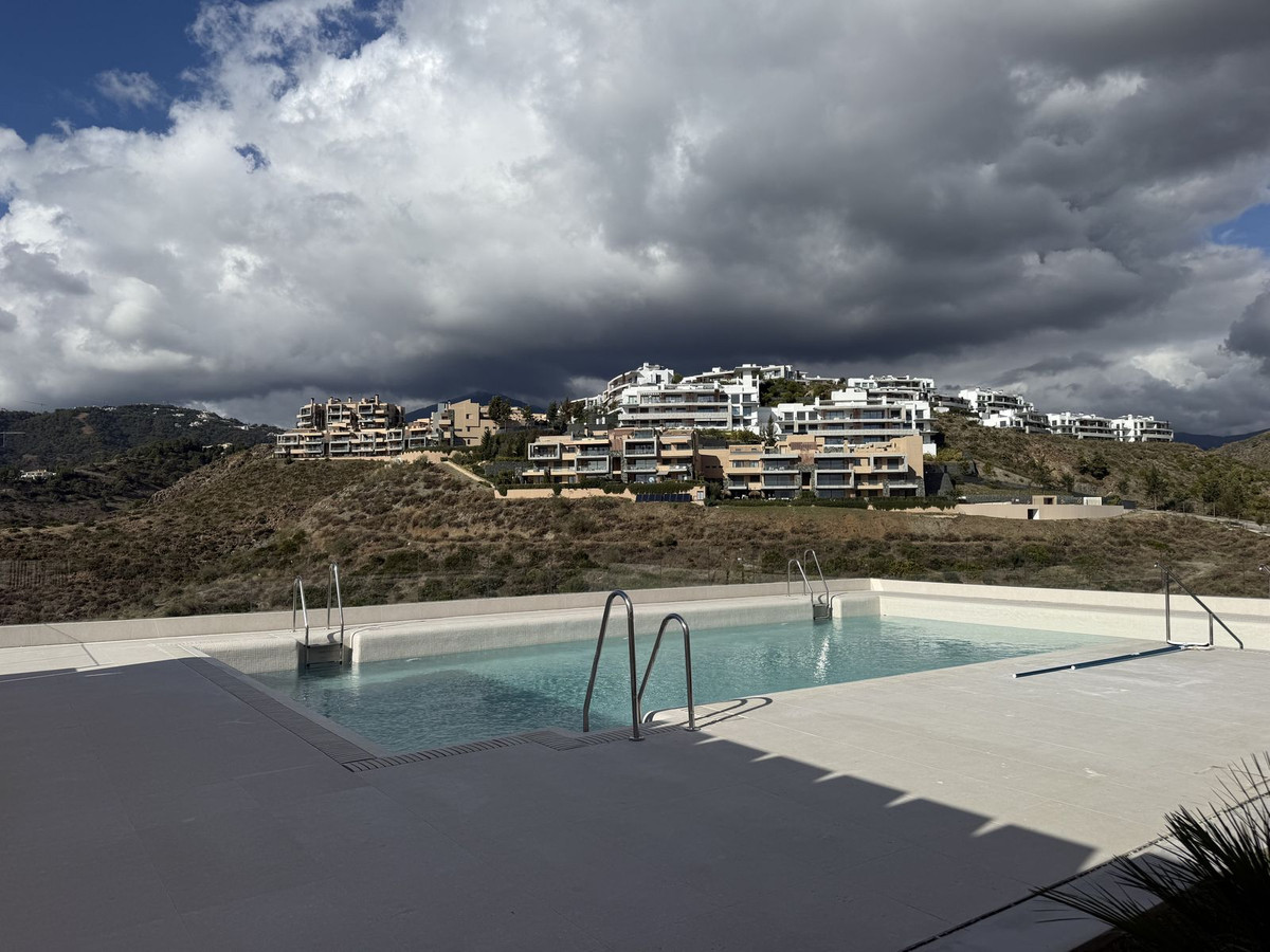 Te koop Middle Floor Apartment Costa Del Sol La Quinta € 1.950.000,-