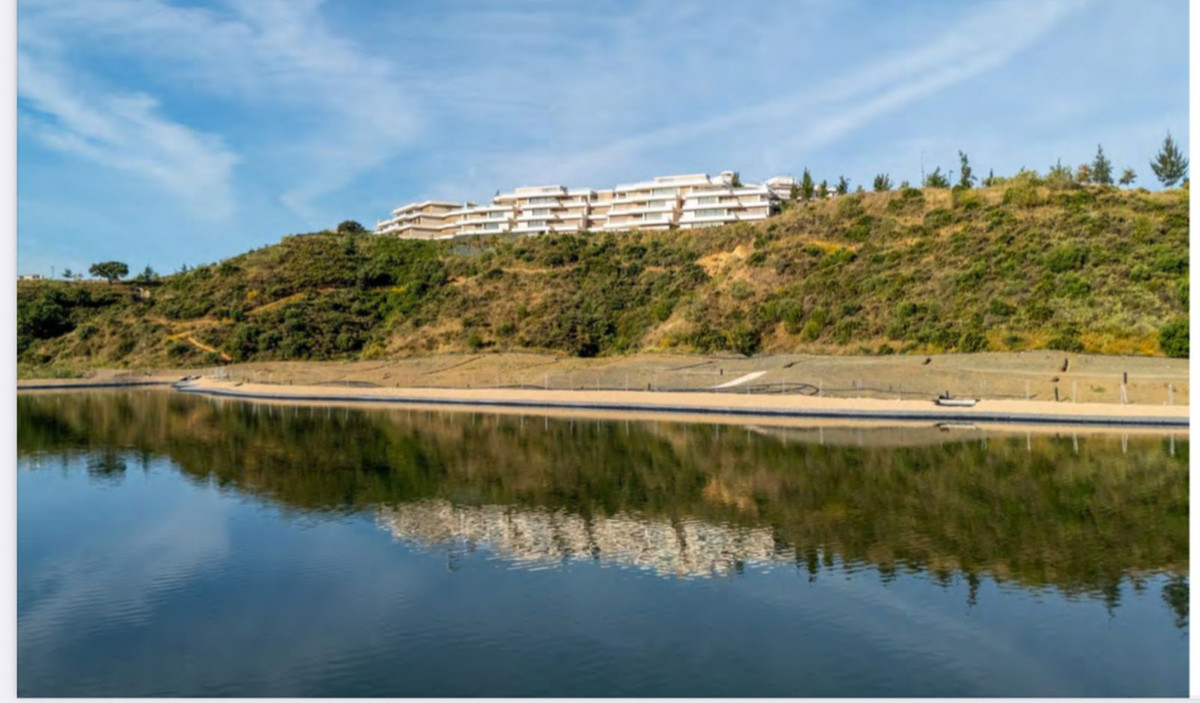 Te koop Middle Floor Apartment Costa Del Sol La Quinta € 1.950.000,-