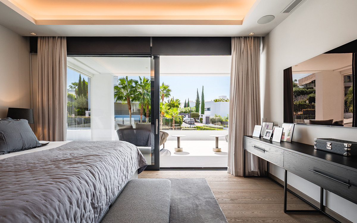 Te koop Vrijstaande Villa Costa Del Sol Nueva Andalucía € 4.200.000,-