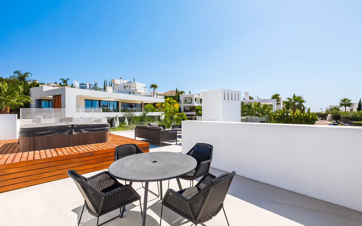 Te koop Vrijstaande Villa Costa Del Sol Nueva Andalucía € 4.200.000,-
