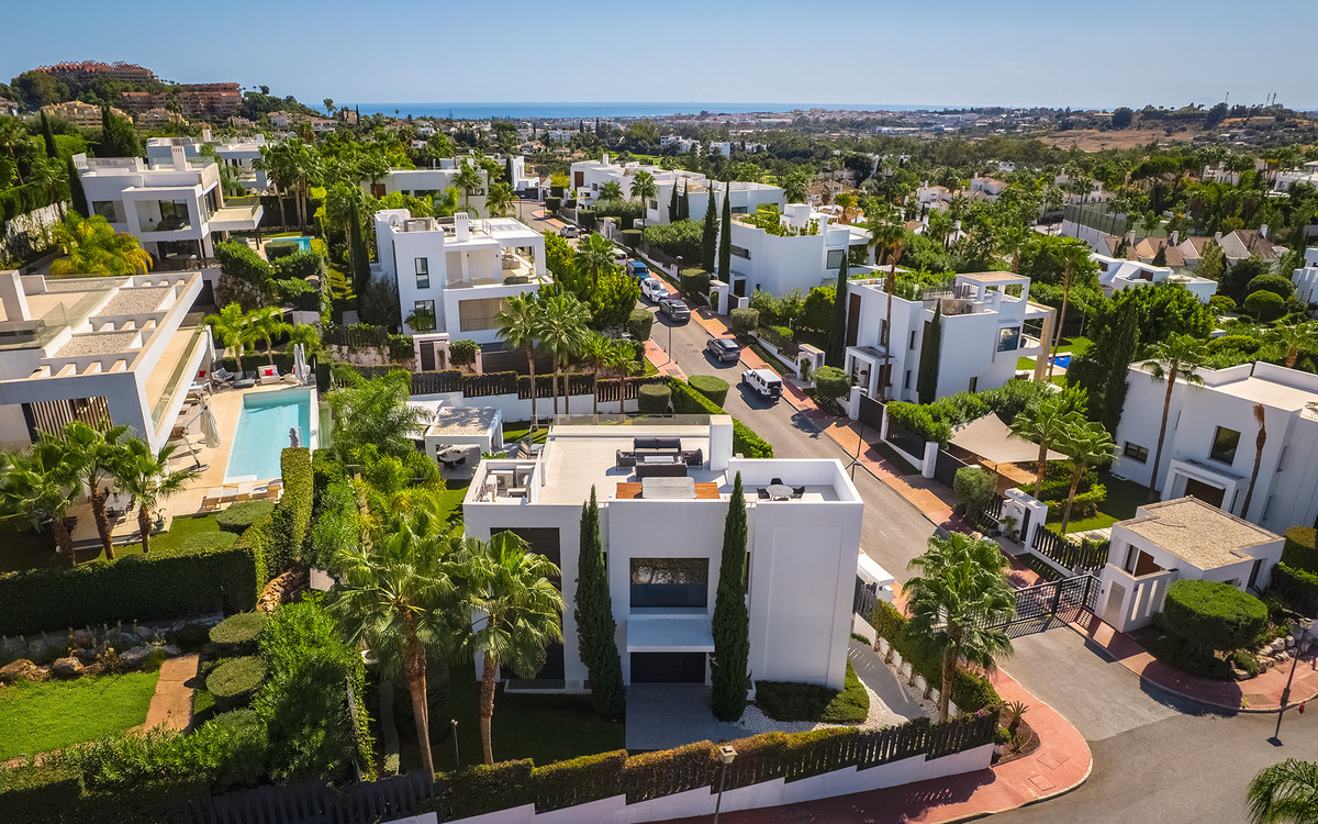 Te koop Vrijstaande Villa Costa Del Sol Nueva Andalucía € 4.200.000,-