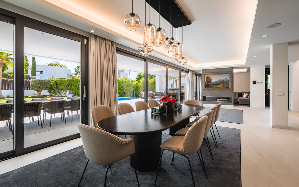 Te koop Vrijstaande Villa Costa Del Sol Nueva Andalucía € 4.200.000,-