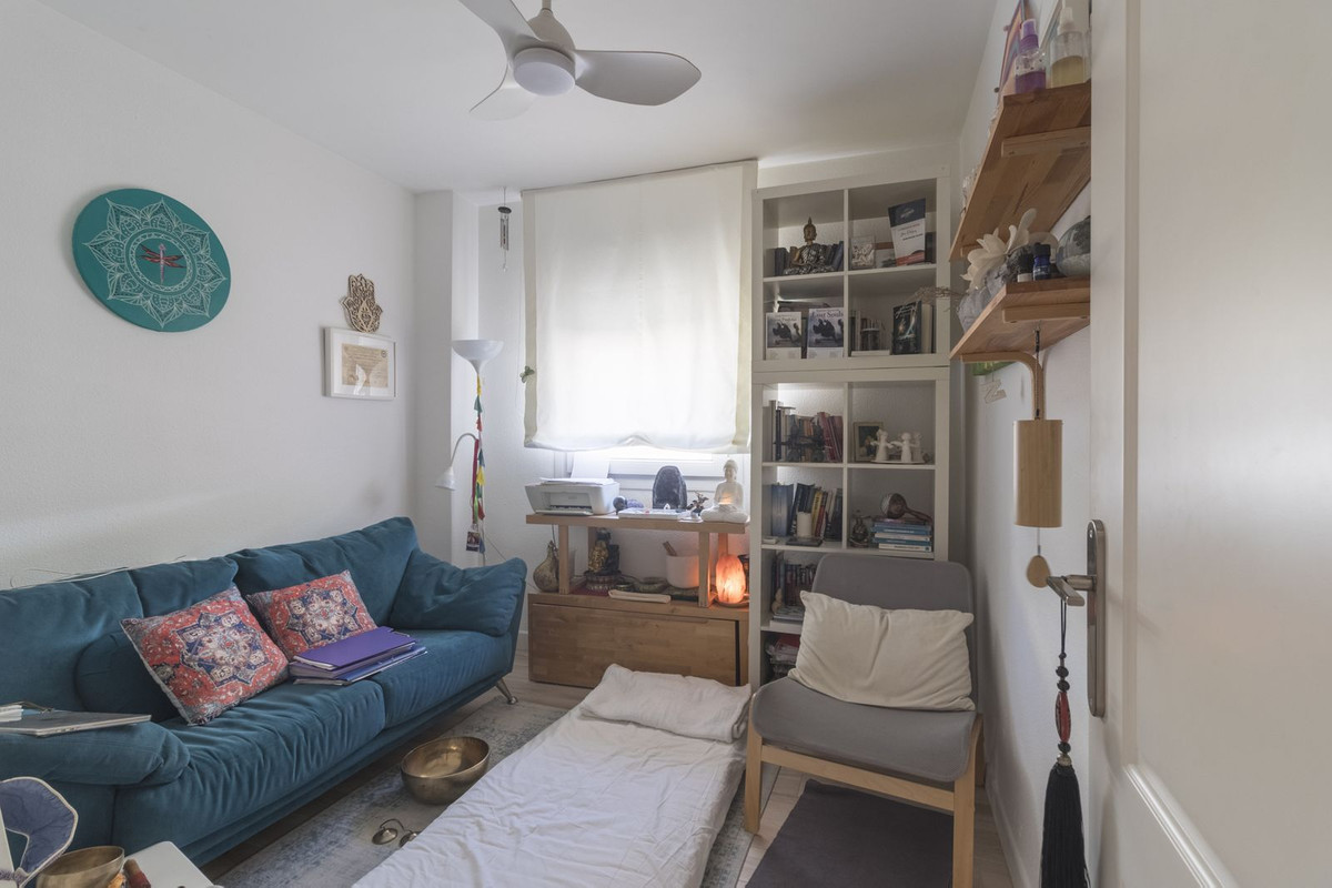 Te koop Middle Floor Apartment Costa Del Sol Benalmadena € 455.000,-