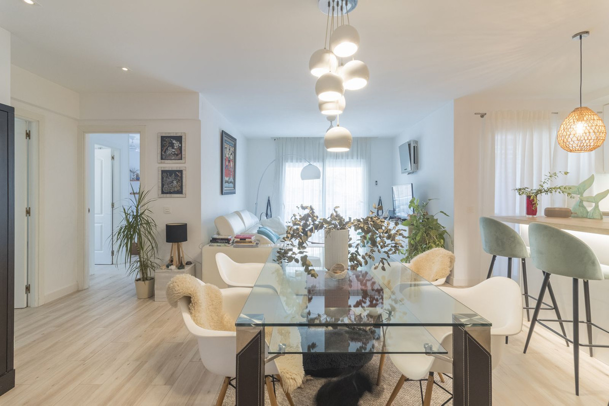 Te koop Middle Floor Apartment Costa Del Sol Benalmadena € 455.000,-