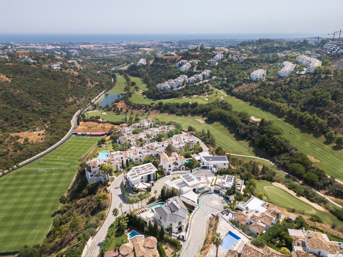 Te koop Grond Costa Del Sol Benahavís € 1.799.000,-