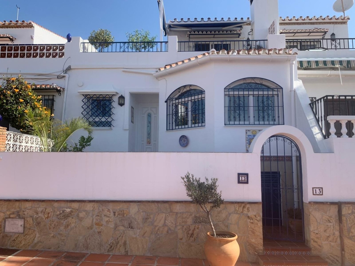 Te koop Herenhuis Costa Del Sol Nerja € 359.000,-