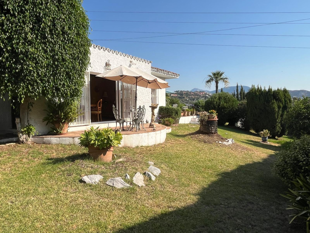 Te koop Vrijstaande Villa Costa Del Sol Guadalmina Alta € 645.000,-