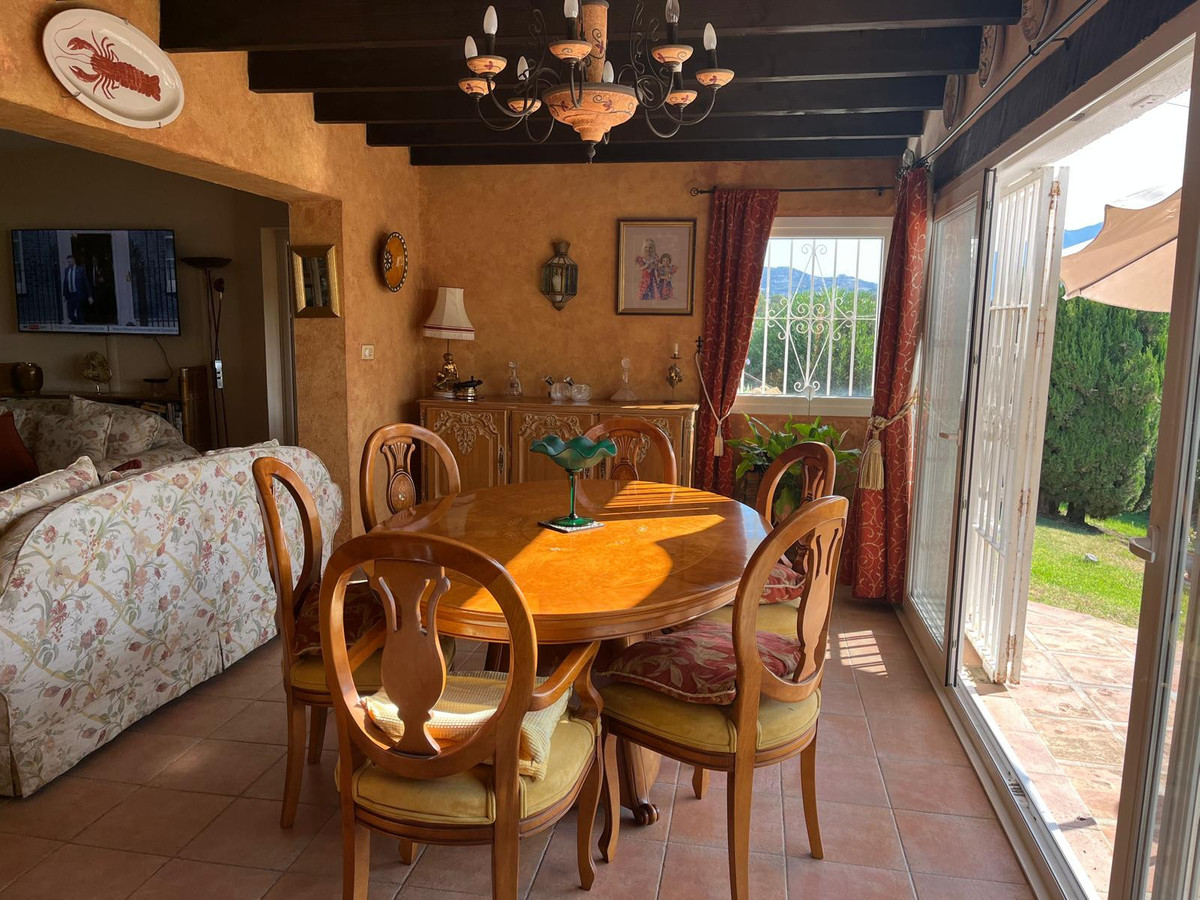 Te koop Vrijstaande Villa Costa Del Sol Guadalmina Alta € 645.000,-