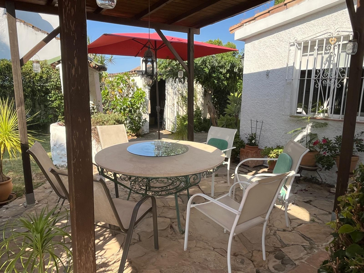 Te koop Vrijstaande Villa Costa Del Sol Guadalmina Alta € 645.000,-