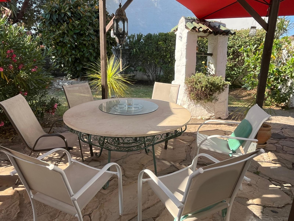 Te koop Vrijstaande Villa Costa Del Sol Guadalmina Alta € 645.000,-