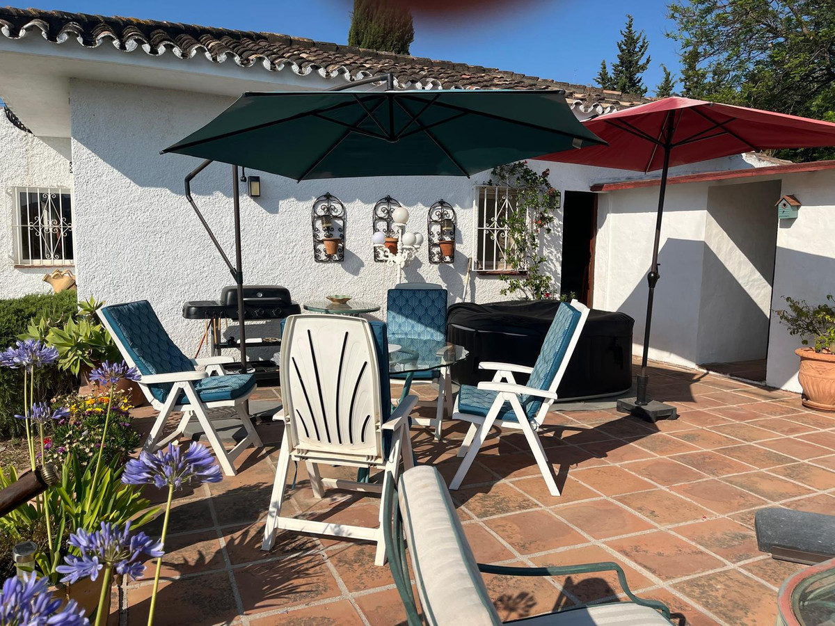 Te koop Vrijstaande Villa Costa Del Sol Guadalmina Alta € 645.000,-