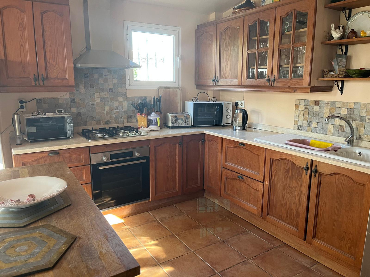 Te koop Vrijstaande Villa Costa Del Sol Guadalmina Alta € 645.000,-