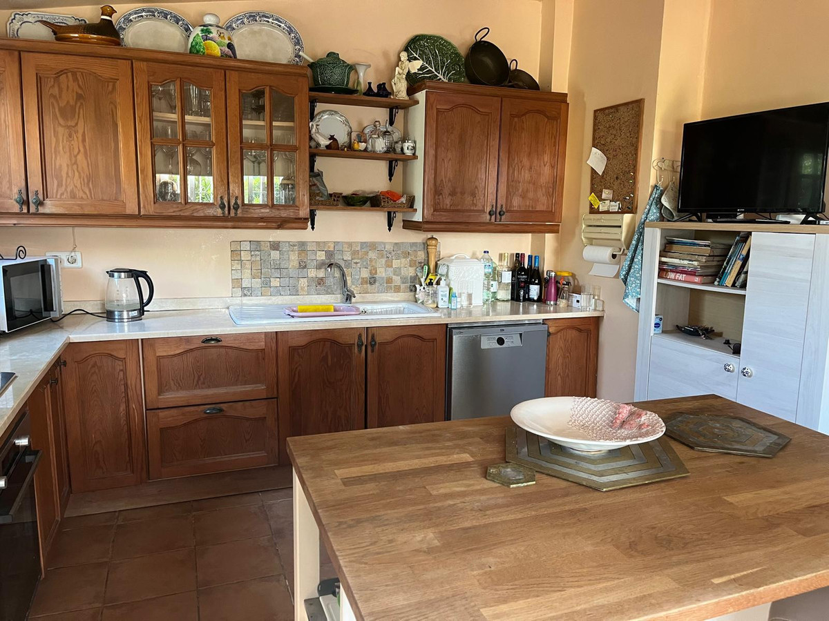 Te koop Vrijstaande Villa Costa Del Sol Guadalmina Alta € 645.000,-
