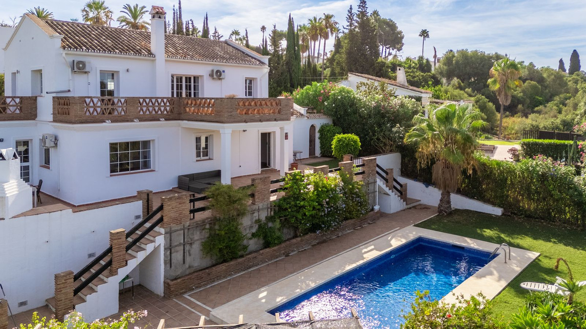 Te koop Vrijstaande Villa Costa Del Sol Elviria € 975.000,-
